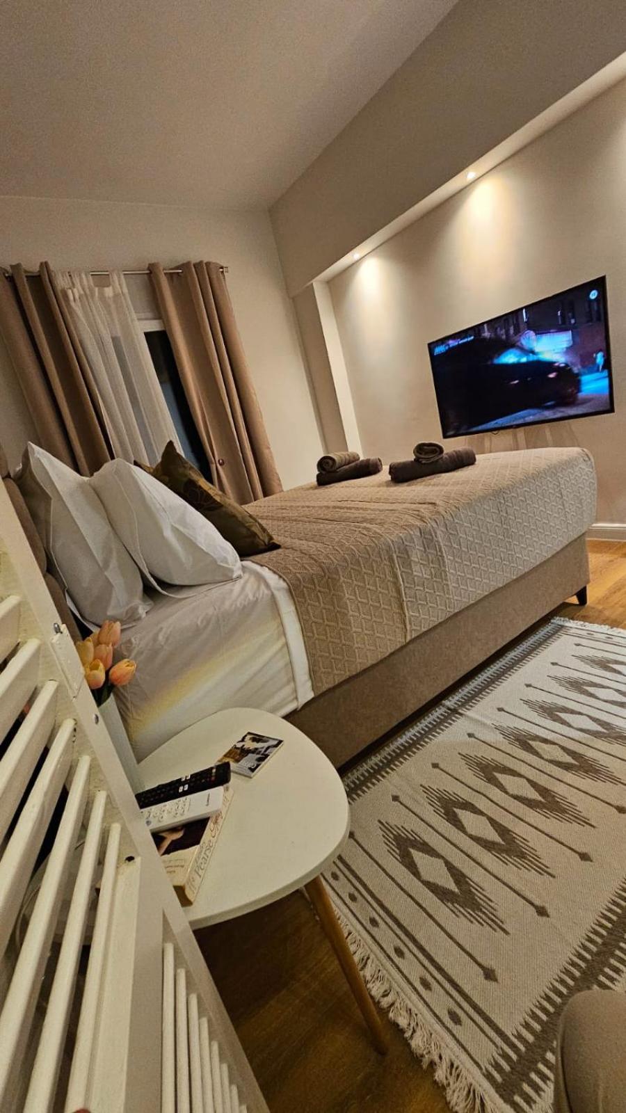 Apartament Eda House *